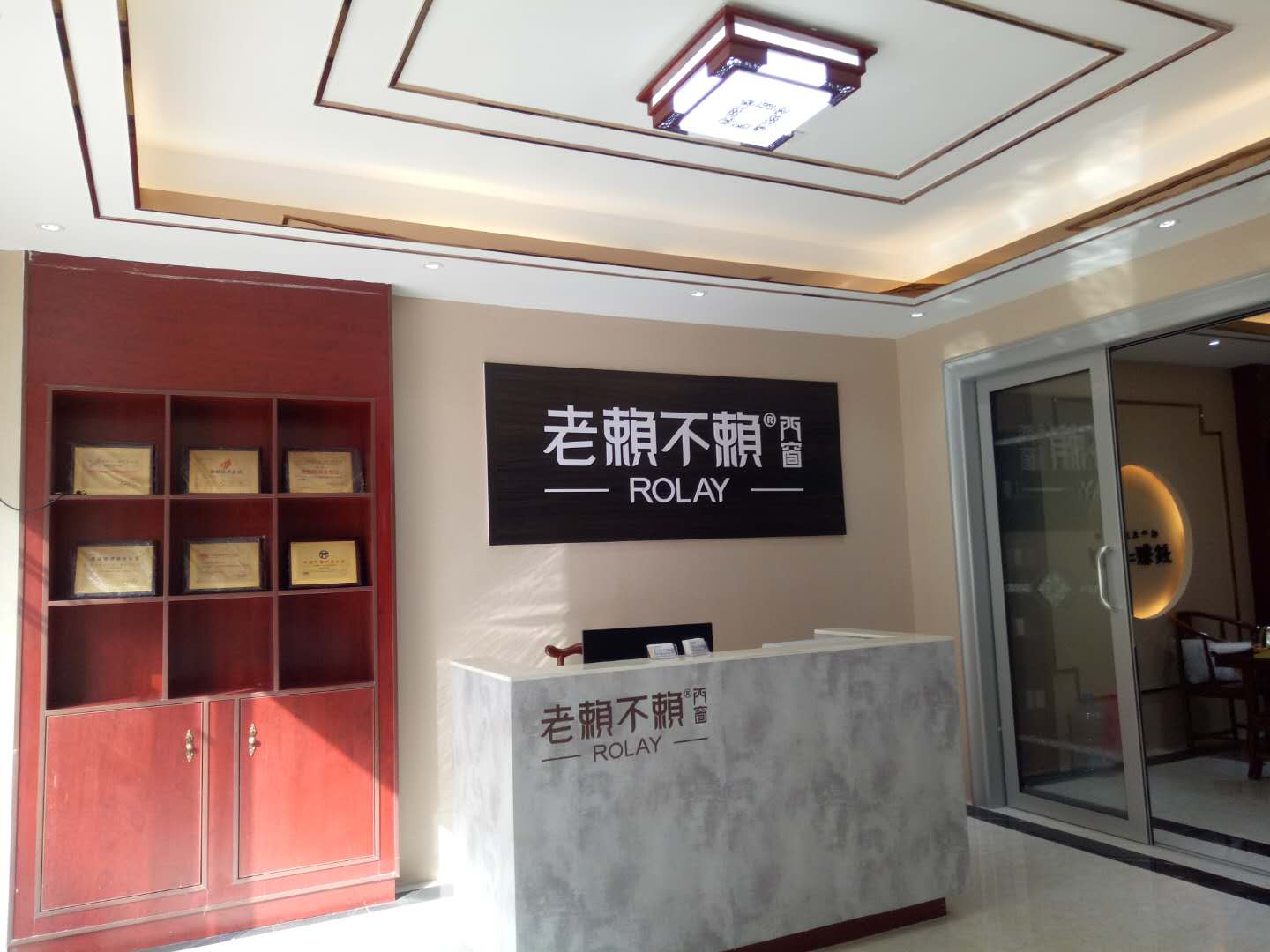 實(shí)木門為什么會開裂,如何預(yù)防實(shí)木門開裂?